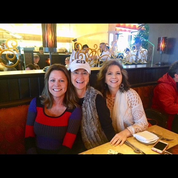 Color-paneled Top! - Picture 4 of 5